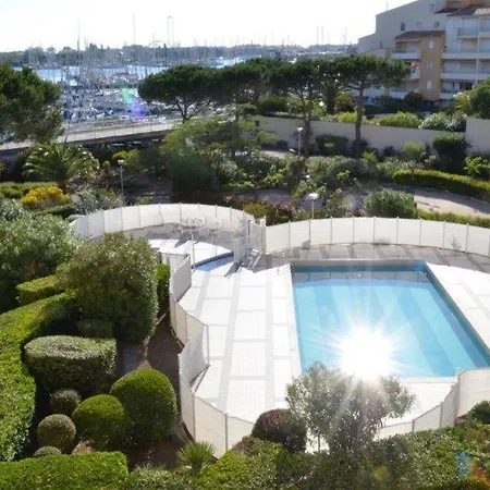 Apartamento Apt Entre Port Et Plage Du Mole, Piscine *